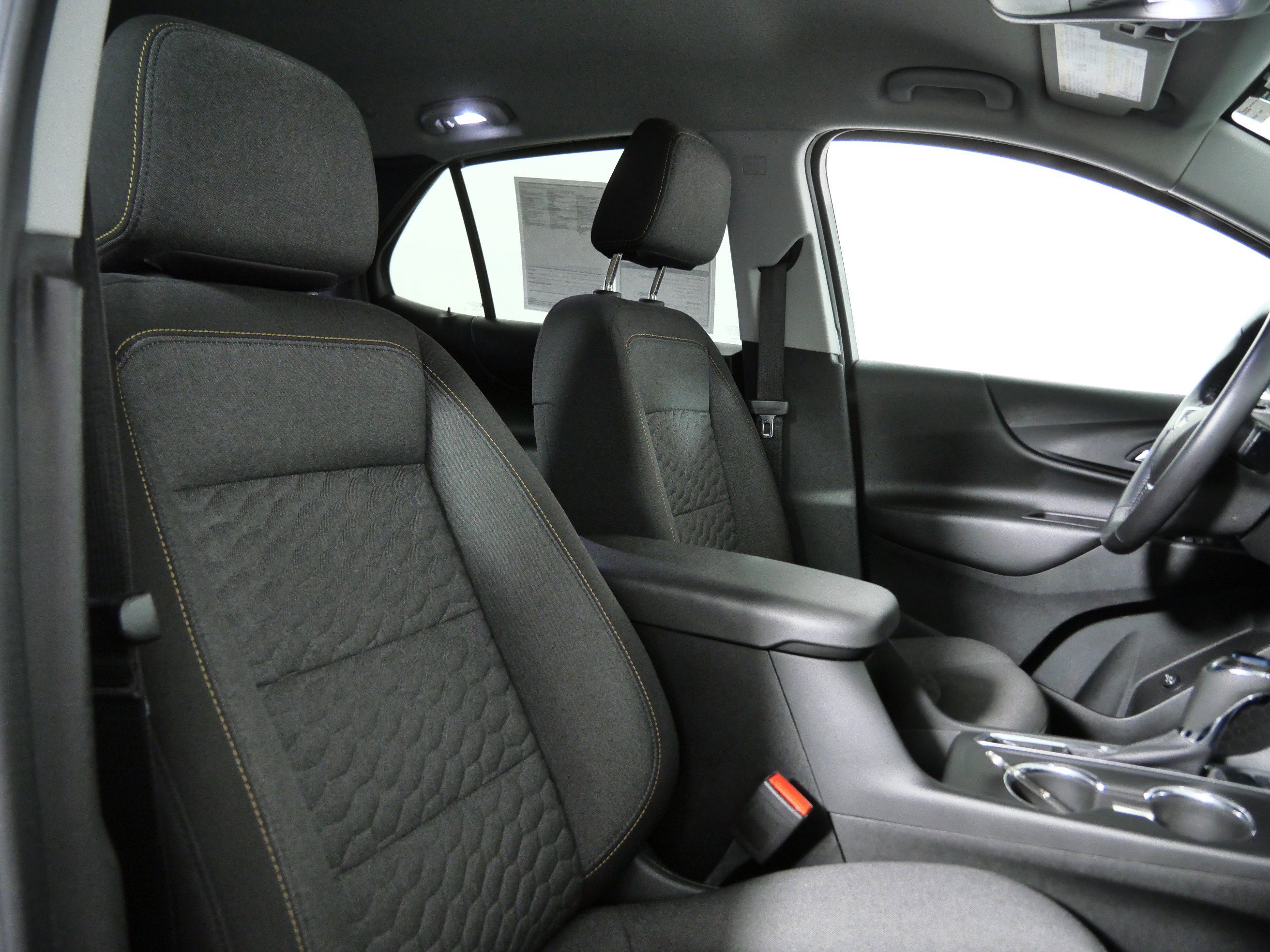 Used 2020 Chevrolet Equinox LT AWD/4WD image 11