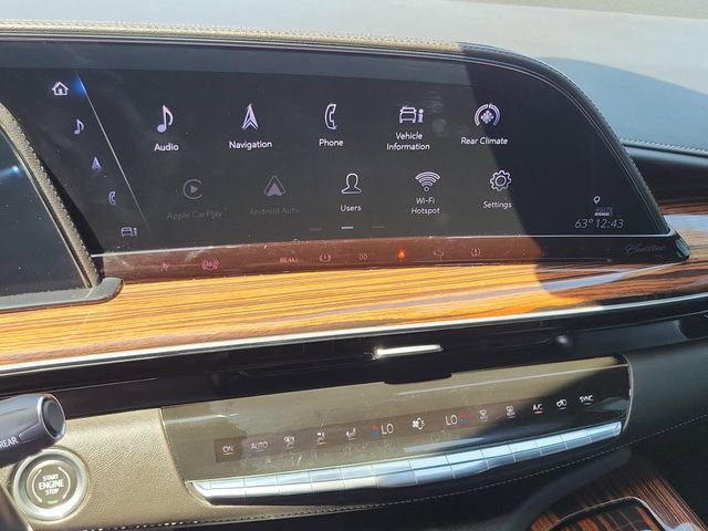 Used 2023 Cadillac Escalade Premium Luxury image 8