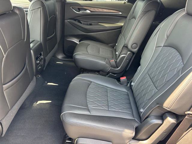 Used 2023 Buick Enclave Avenir w/ Avenir Technology Package AWD/4WD image 14