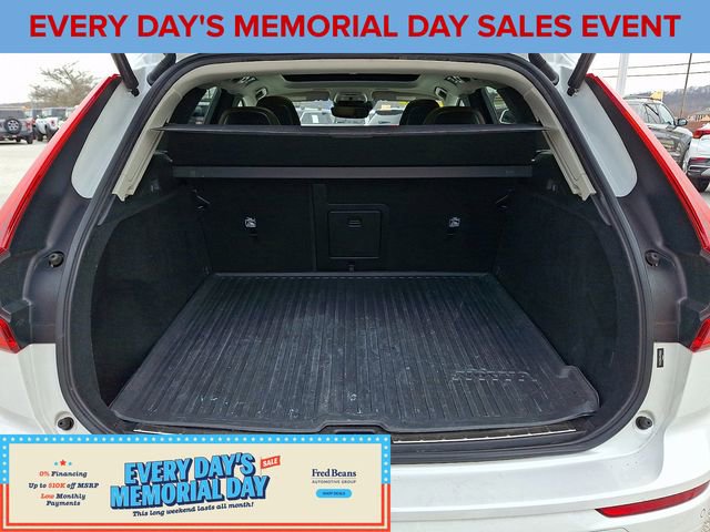 Used 2018 Volvo XC60 T6 Momentum w/ Advanced Package AWD/4WD image 30