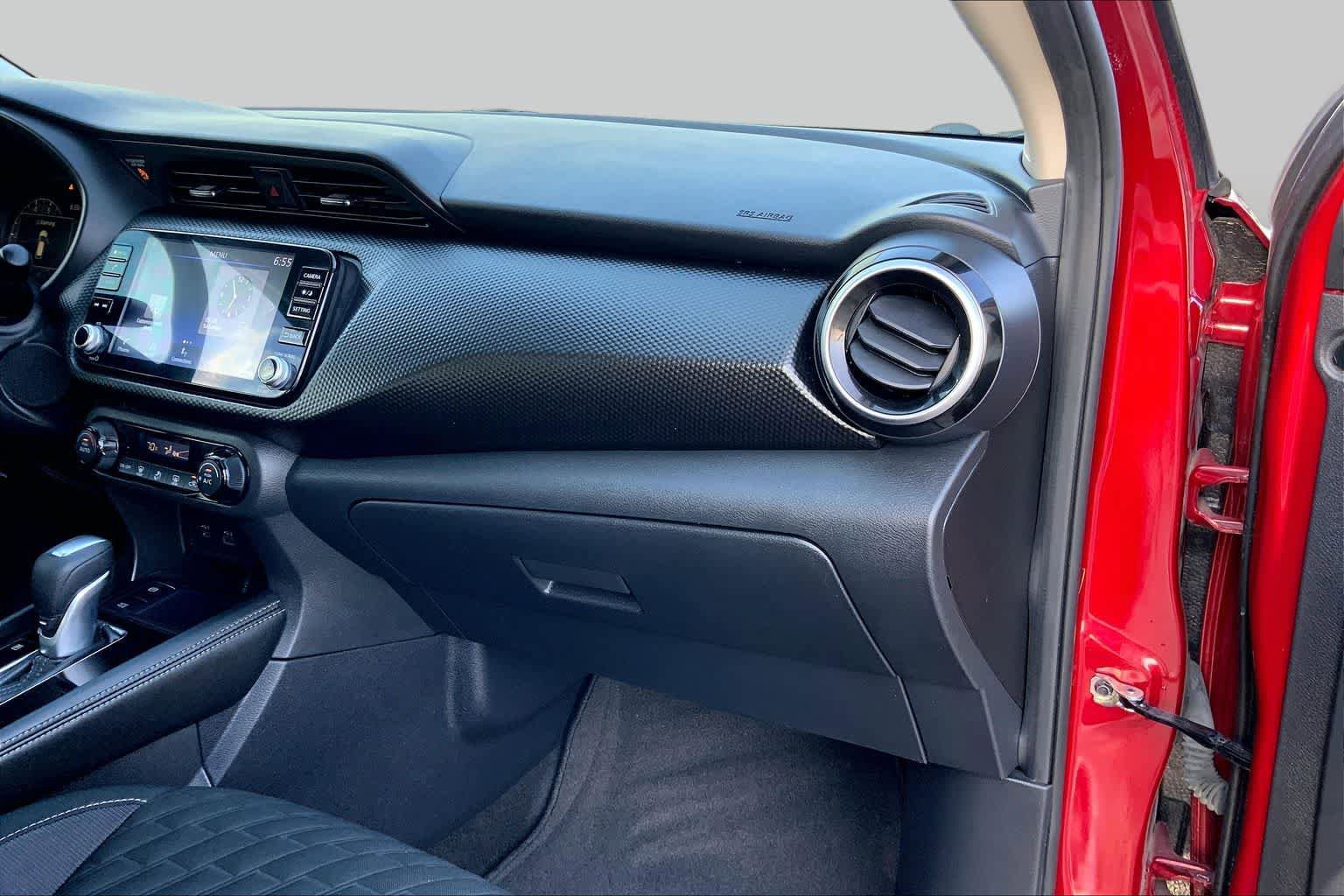 Used 2021 Nissan Kicks SV FWD image 19