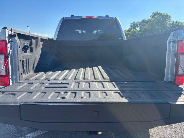 Certified 2022 Ford F250 Lariat w/ Black Appearance Package AWD/4WD image 10