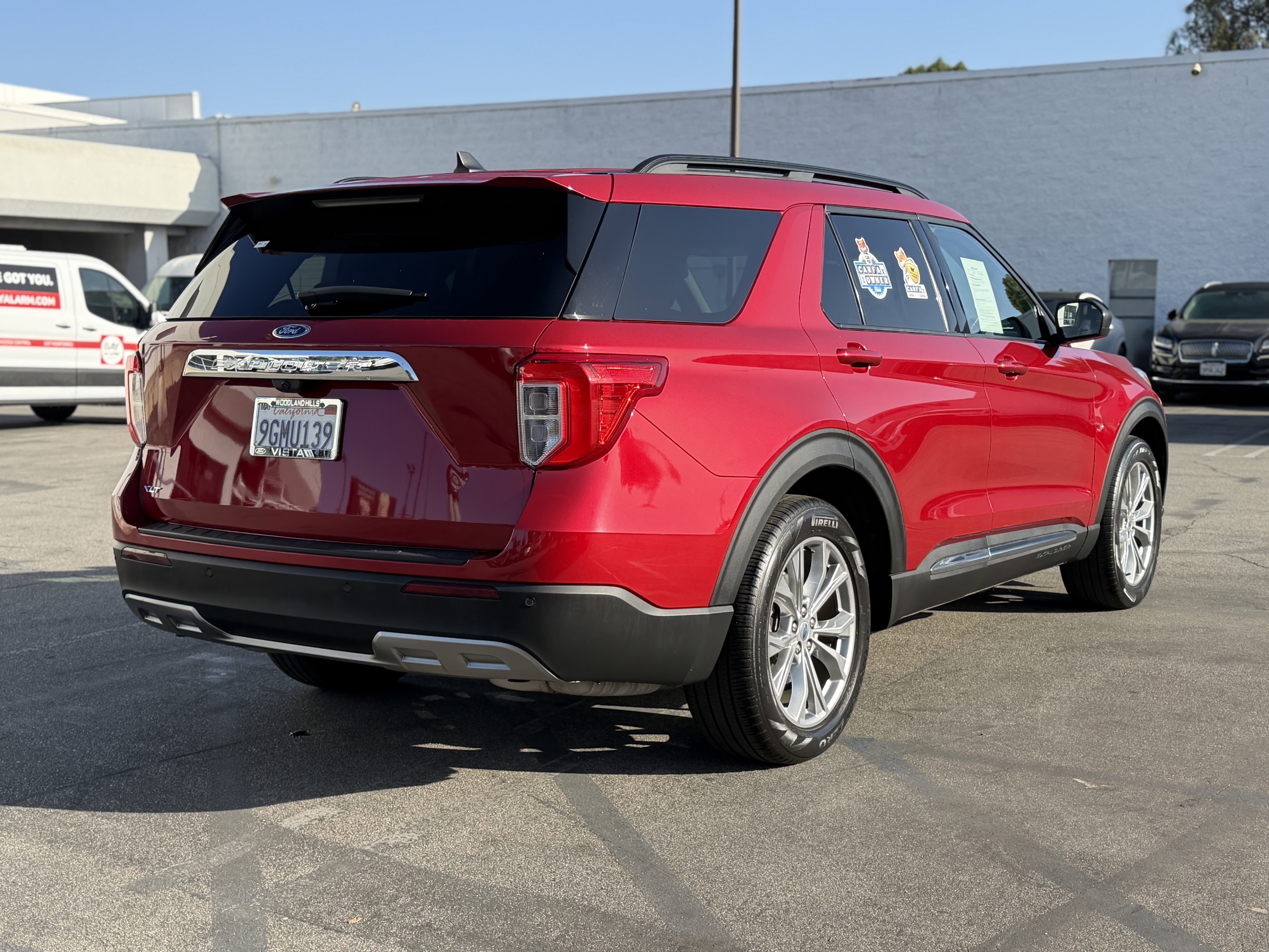 Certified 2023 Ford Explorer XLT w/ Equipment Group 202A RWD image 6