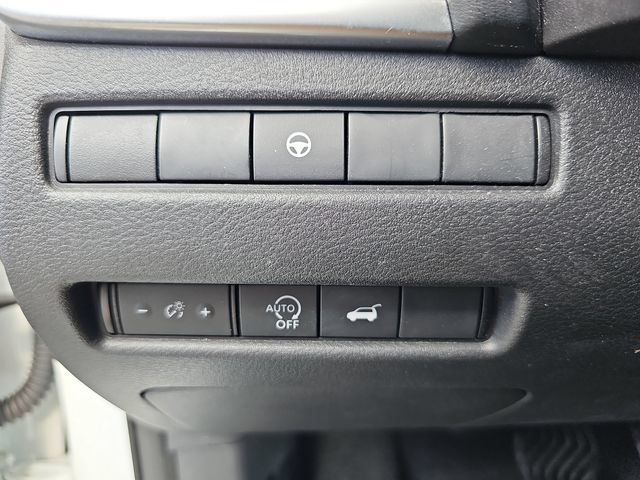 Used 2024 Nissan Rogue SV FWD image 32