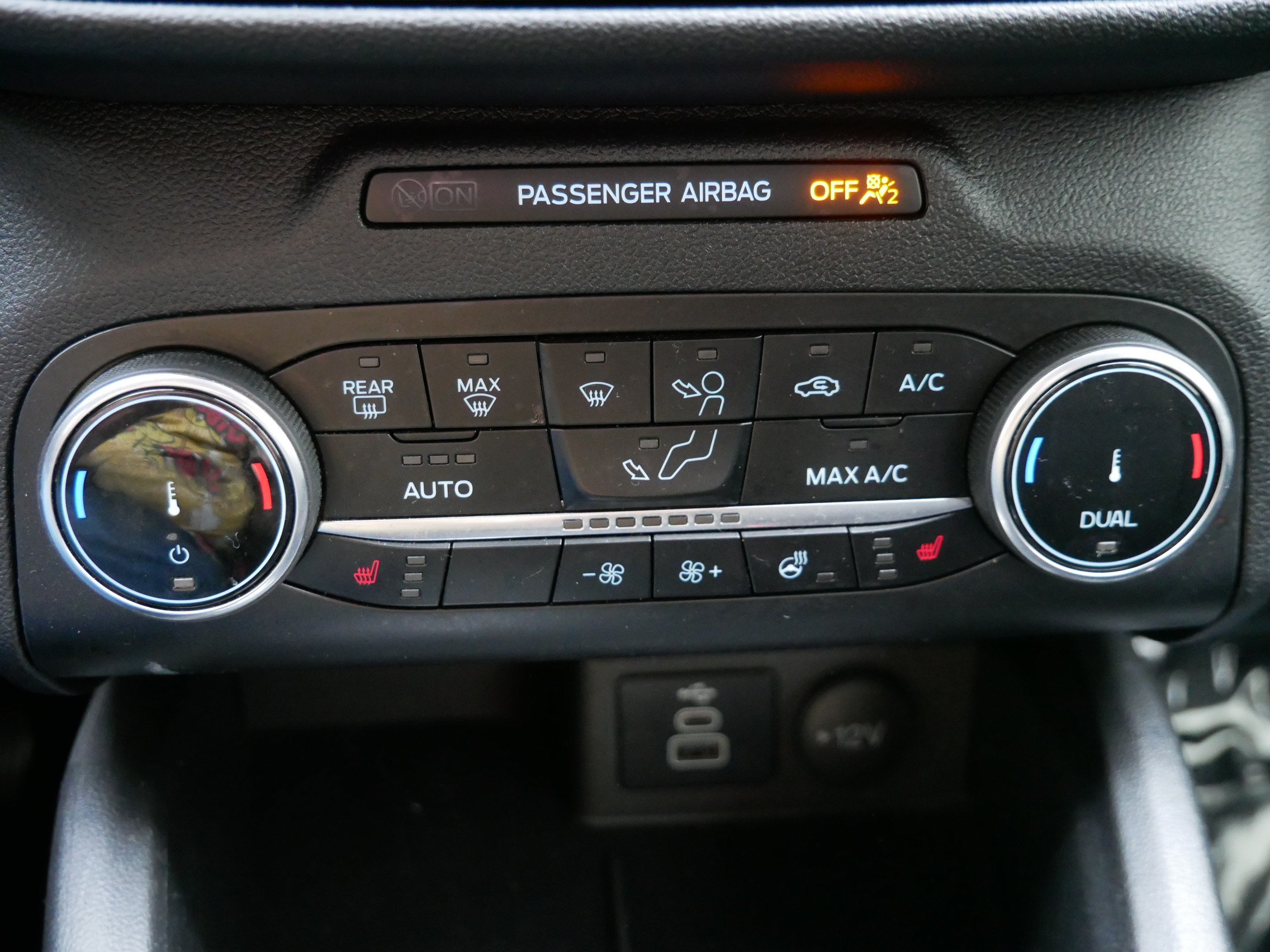 Certified 2024 Ford Escape Active AWD/4WD image 27