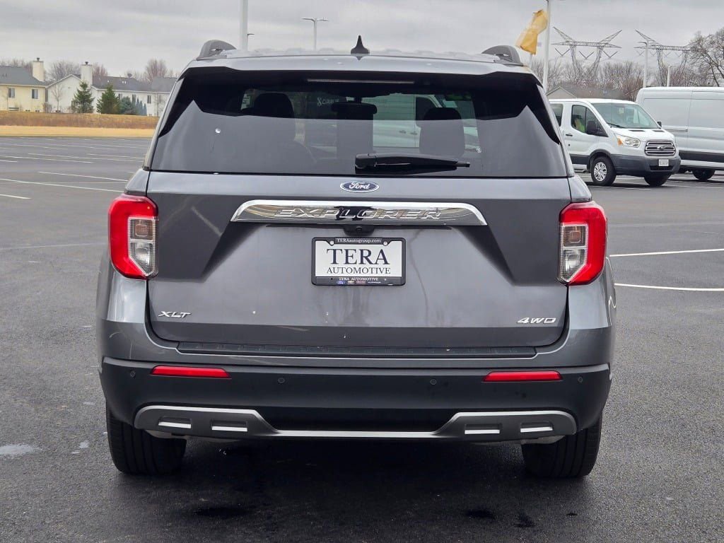 Certified 2023 Ford Explorer XLT w/ Equipment Group 202A image 15