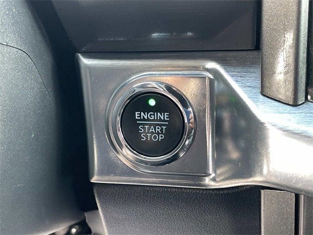 Certified 2022 Ford F150 Lariat w/ Equipment Group 502A High image 18