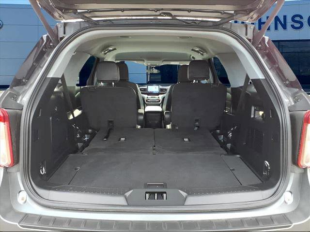 Certified 2023 Ford Explorer XLT w/ Equipment Group 202A image 7
