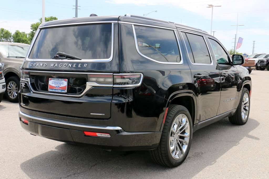 Used 2023 Jeep Grand Wagoneer Series II AWD/4WD image 5