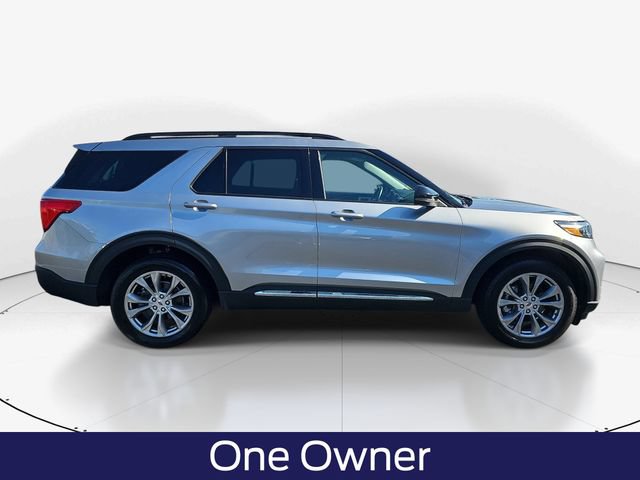 Certified 2023 Ford Explorer XLT w/ Equipment Group 202A AWD/4WD image 3