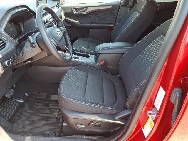 Certified 2023 Ford Escape Active AWD/4WD image 10