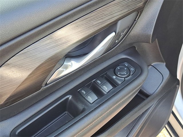 Used 2022 GMC Terrain SLE w/ Driver Convenience Package image 21