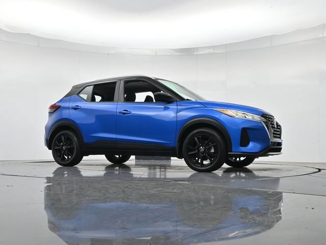 Used 2023 Nissan Kicks SV FWD image 33