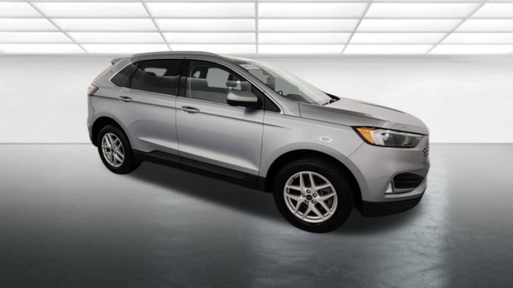 Certified 2024 Ford Edge SEL w/ Convenience Package AWD/4WD image 9