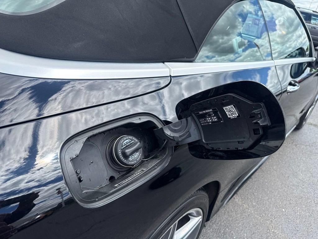Used 2018 Mercedes-Benz C 300 4MATIC Cabriolet image 15