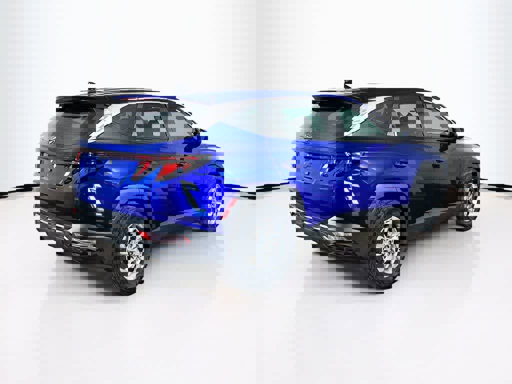Used 2023 Hyundai Tucson SE image 5