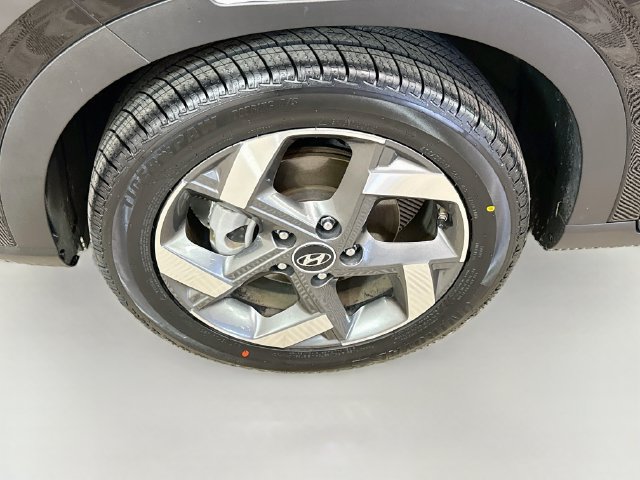 Used 2022 Hyundai Venue SEL FWD image 29