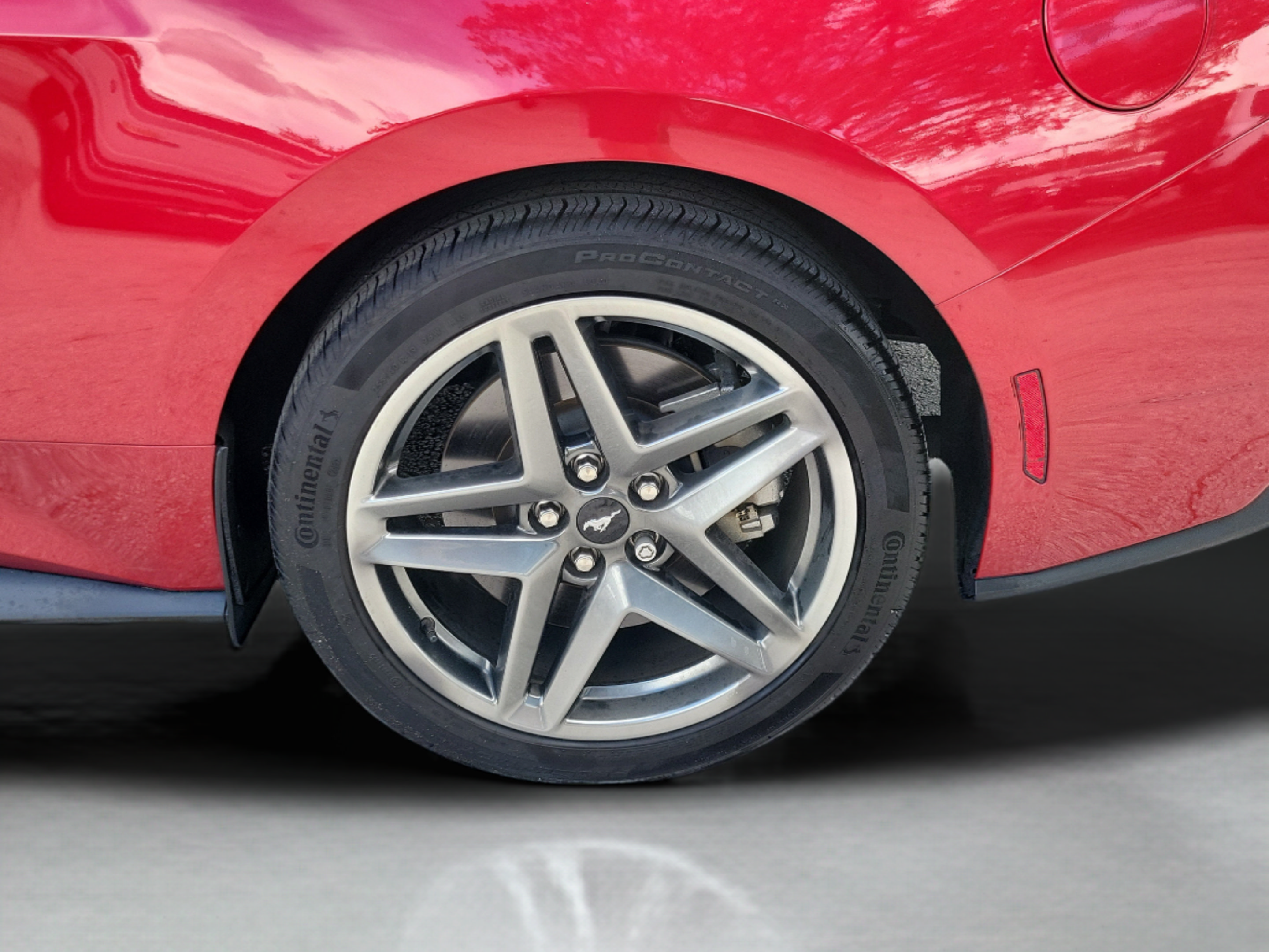 Certified 2024 Ford Mustang GT RWD image 31