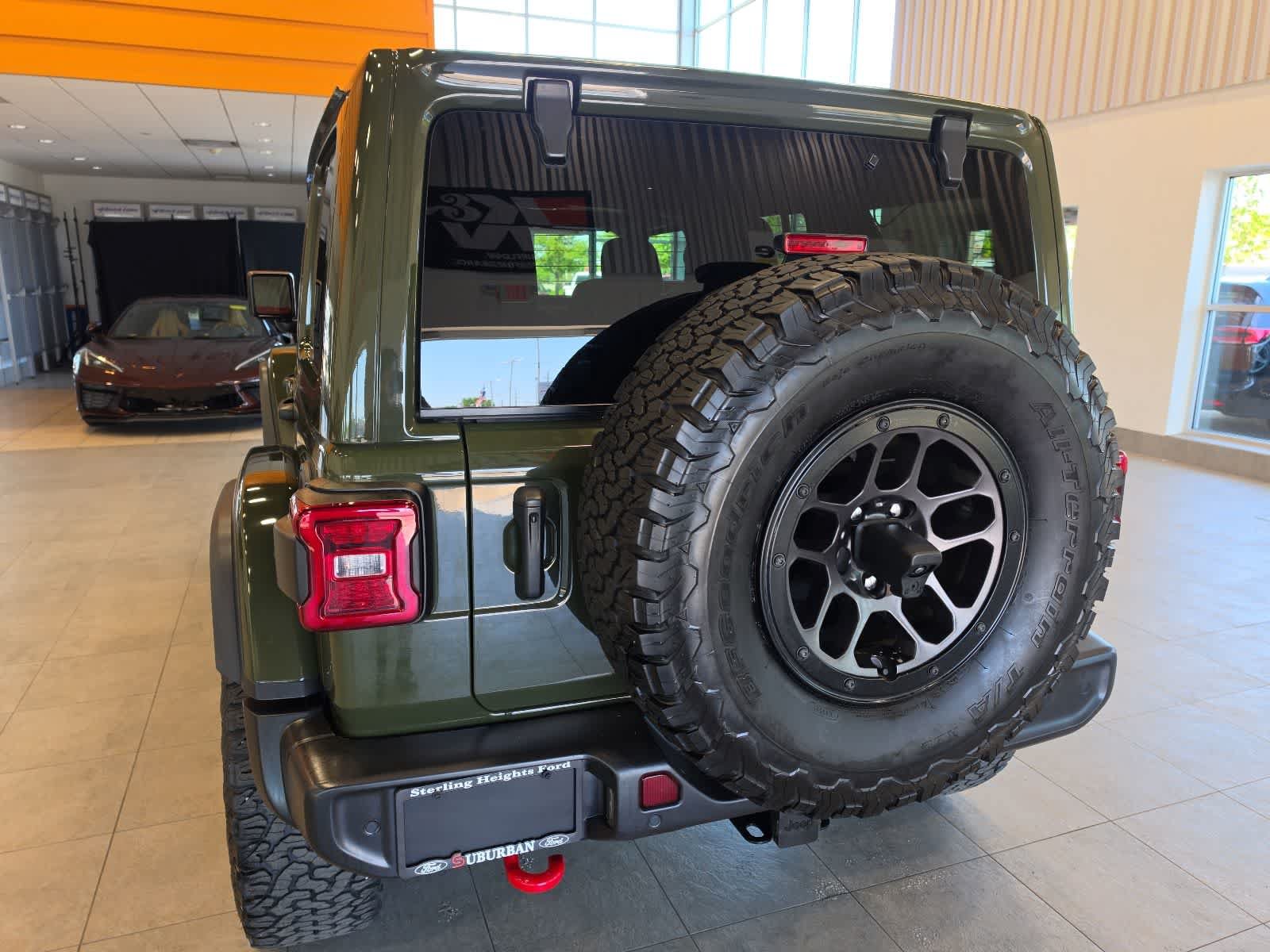Used 2023 Jeep Wrangler Unlimited Rubicon w/ Xtreme 35 Tire Package AWD/4WD image 10