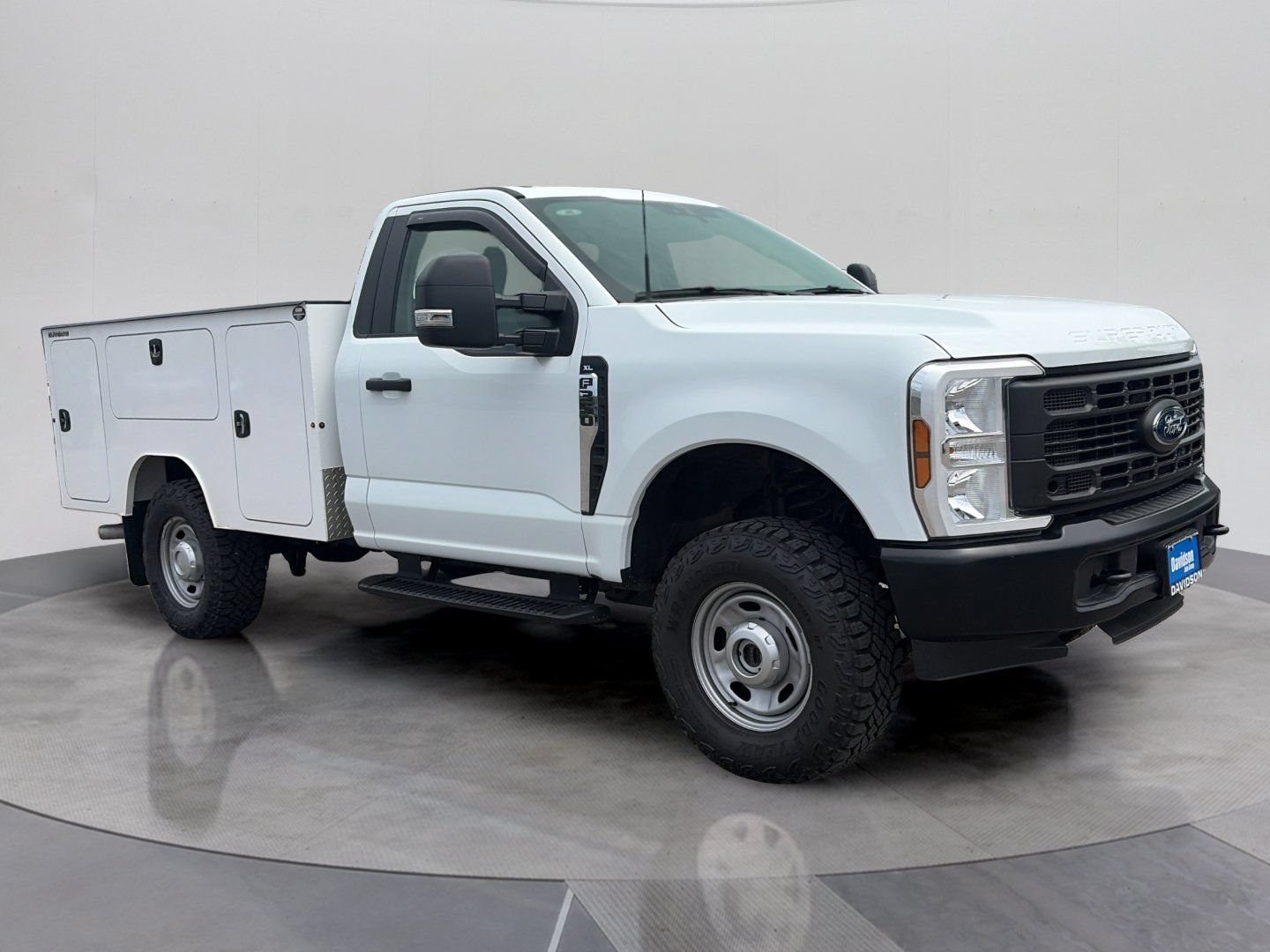 Certified 2025 Ford F350 XL w/ XL Off-Road Package AWD/4WD image 9