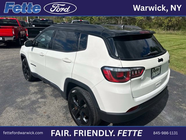 Used 2019 Jeep Compass Latitude AWD/4WD image 10