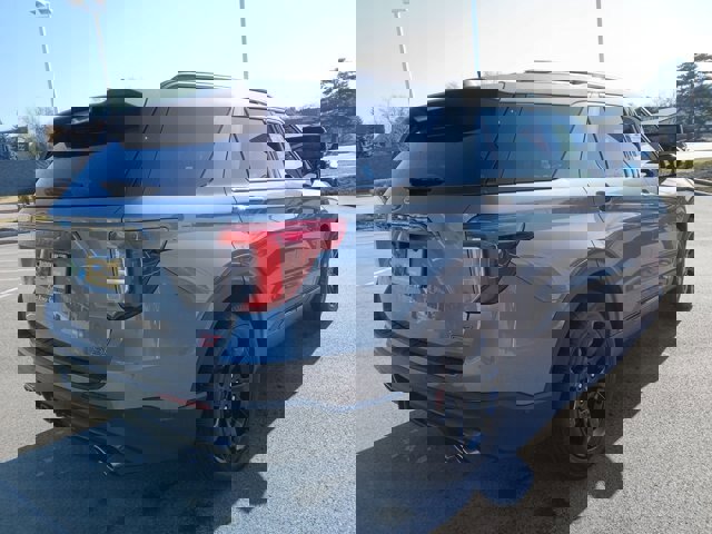 Certified 2022 Ford Explorer ST w/ Equipment Group 401A image 4