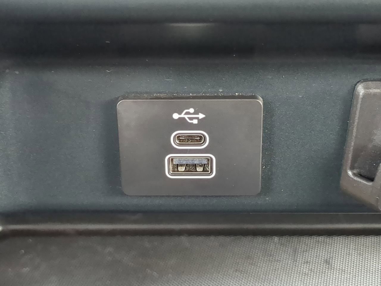 Certified 2025 Ford F150 XLT w/ Equipment Group 301A Standard image 21