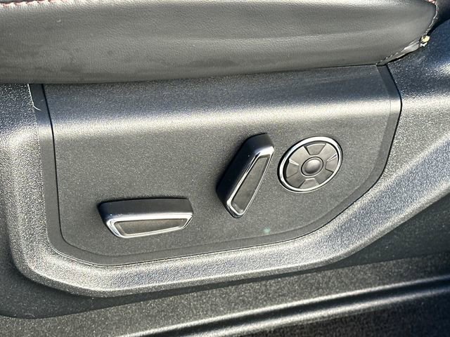 Certified 2019 Ford F150 Platinum image 39