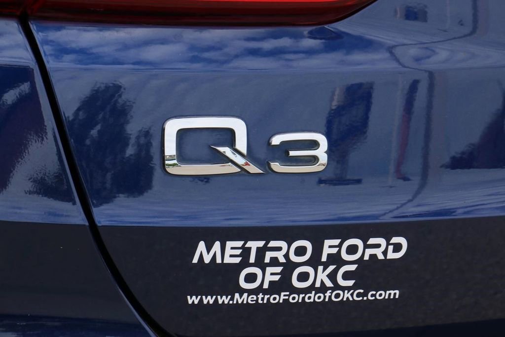 Used 2021 Audi Q3 2.0T Premium w/ Convenience Package AWD/4WD image 8