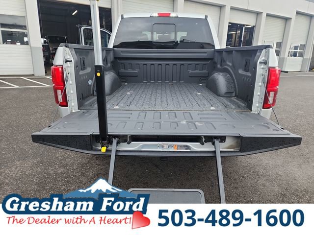 Certified 2018 Ford F150 Lariat w/ Equipment Group 502A Luxury AWD/4WD image 41