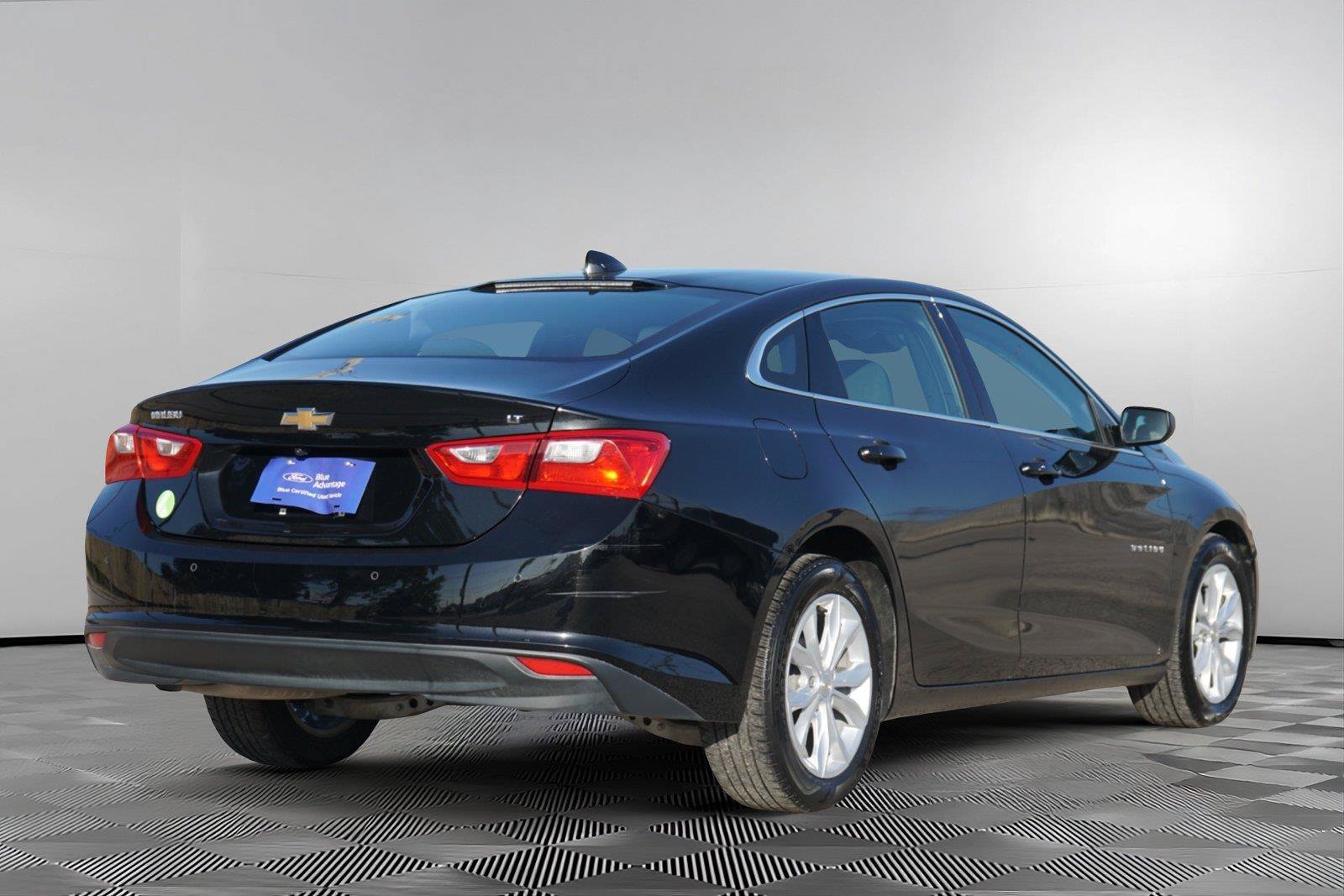 Used 2025 Chevrolet Malibu LT FWD image 5