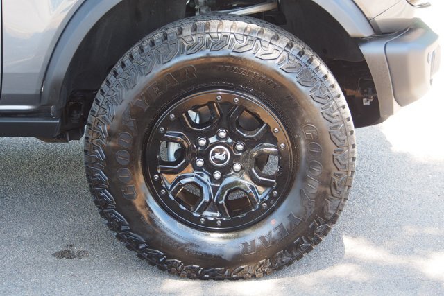 Certified 2025 Ford Bronco Badlands AWD/4WD image 9