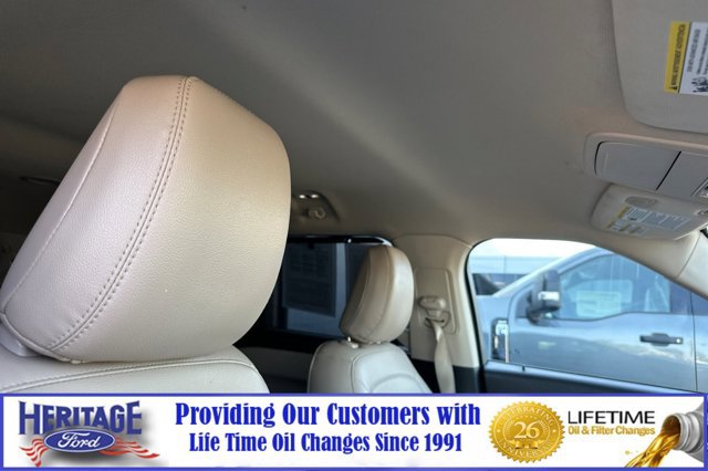 Certified 2022 Ford Explorer Limited w/ Equipment Group 301A image 18