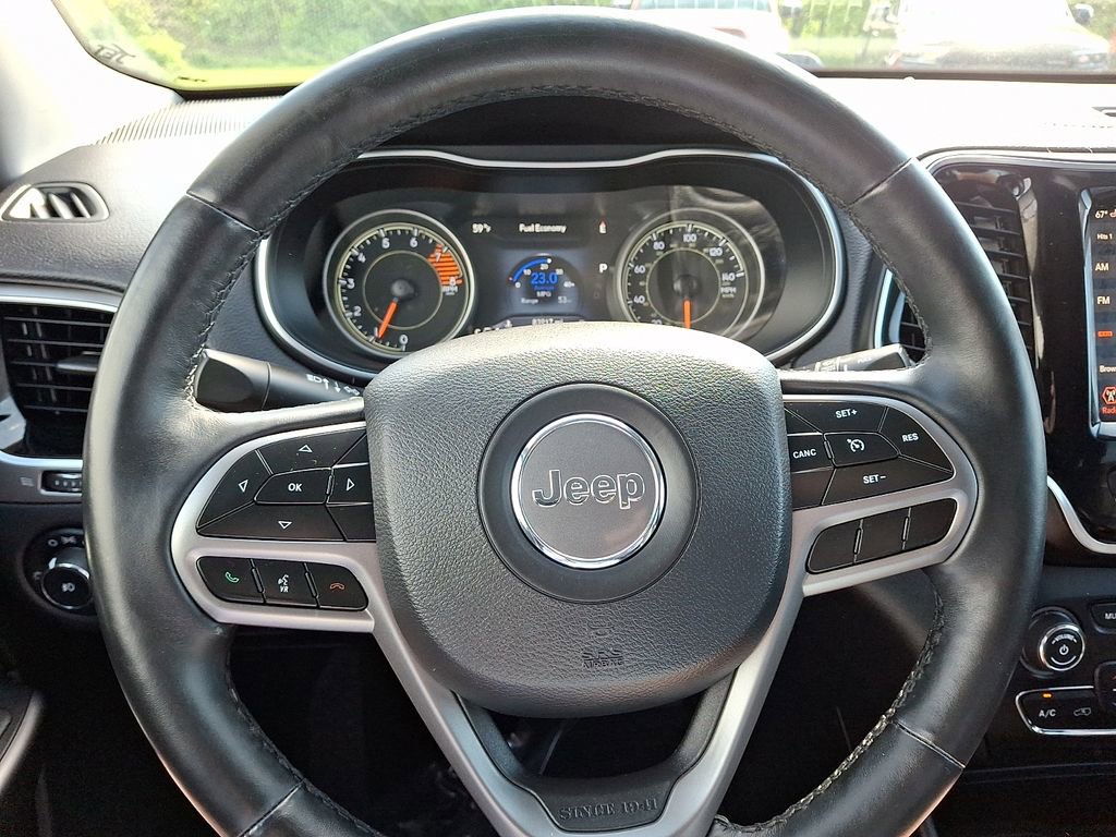 Used 2019 Jeep Cherokee Limited AWD/4WD image 18