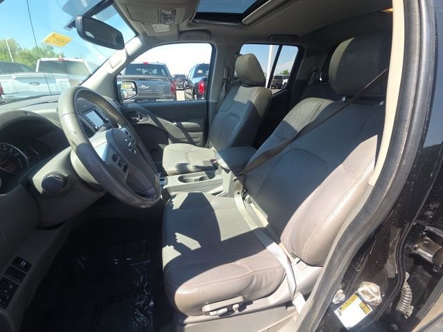 Used 2019 Nissan Frontier SL RWD image 21
