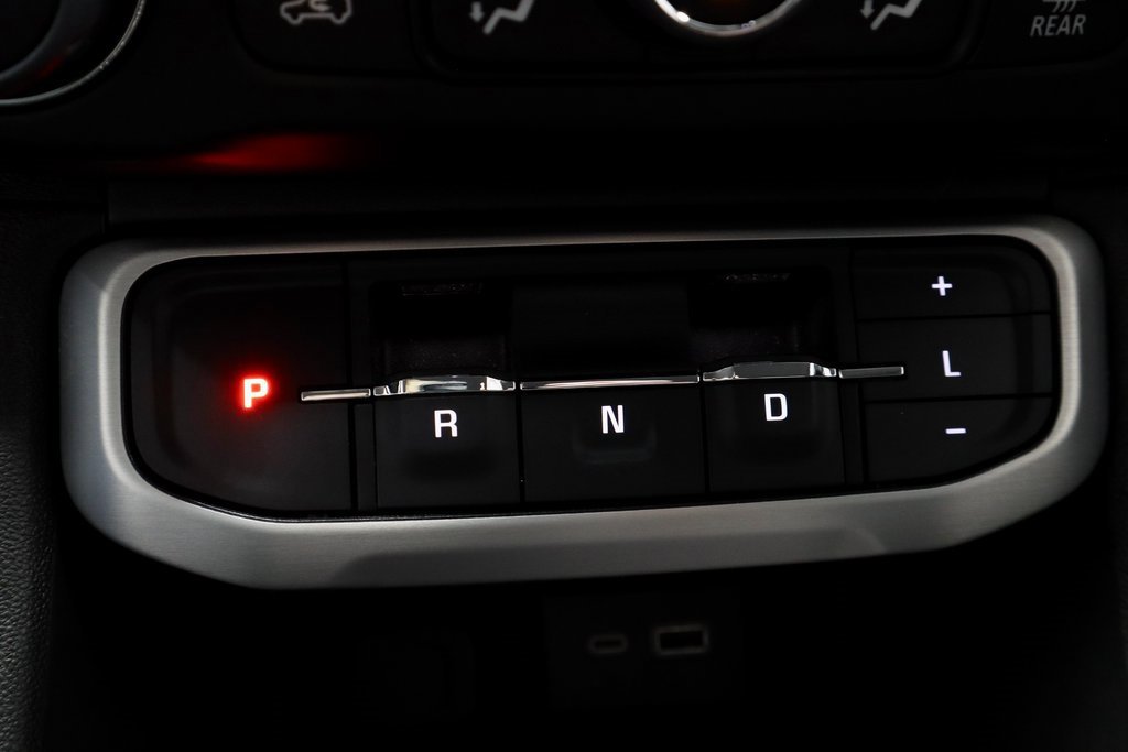 Used 2023 GMC Acadia SLE w/ Driver Convenience Package image 35