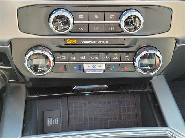 Certified 2022 Ford F350 Platinum w/ Tremor Off-Road Package image 23