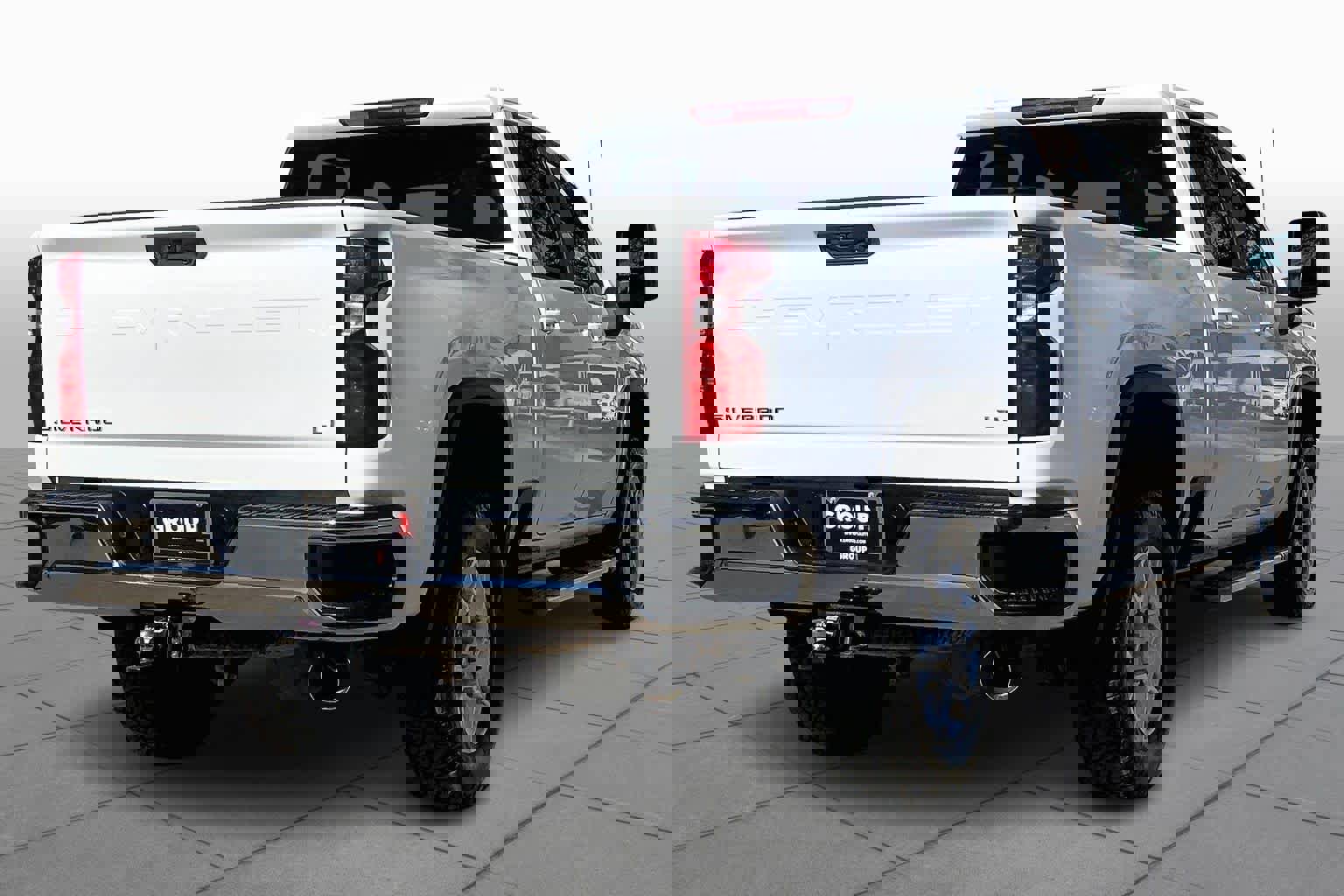 Used 2022 Chevrolet Silverado 2500 LT w/ Convenience Package image 12