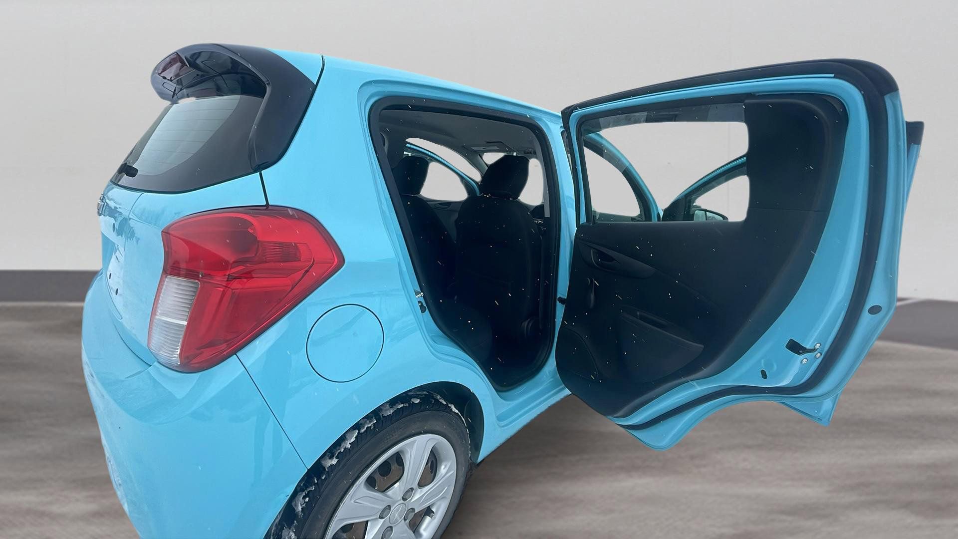 Used 2021 Chevrolet Spark LS image 20