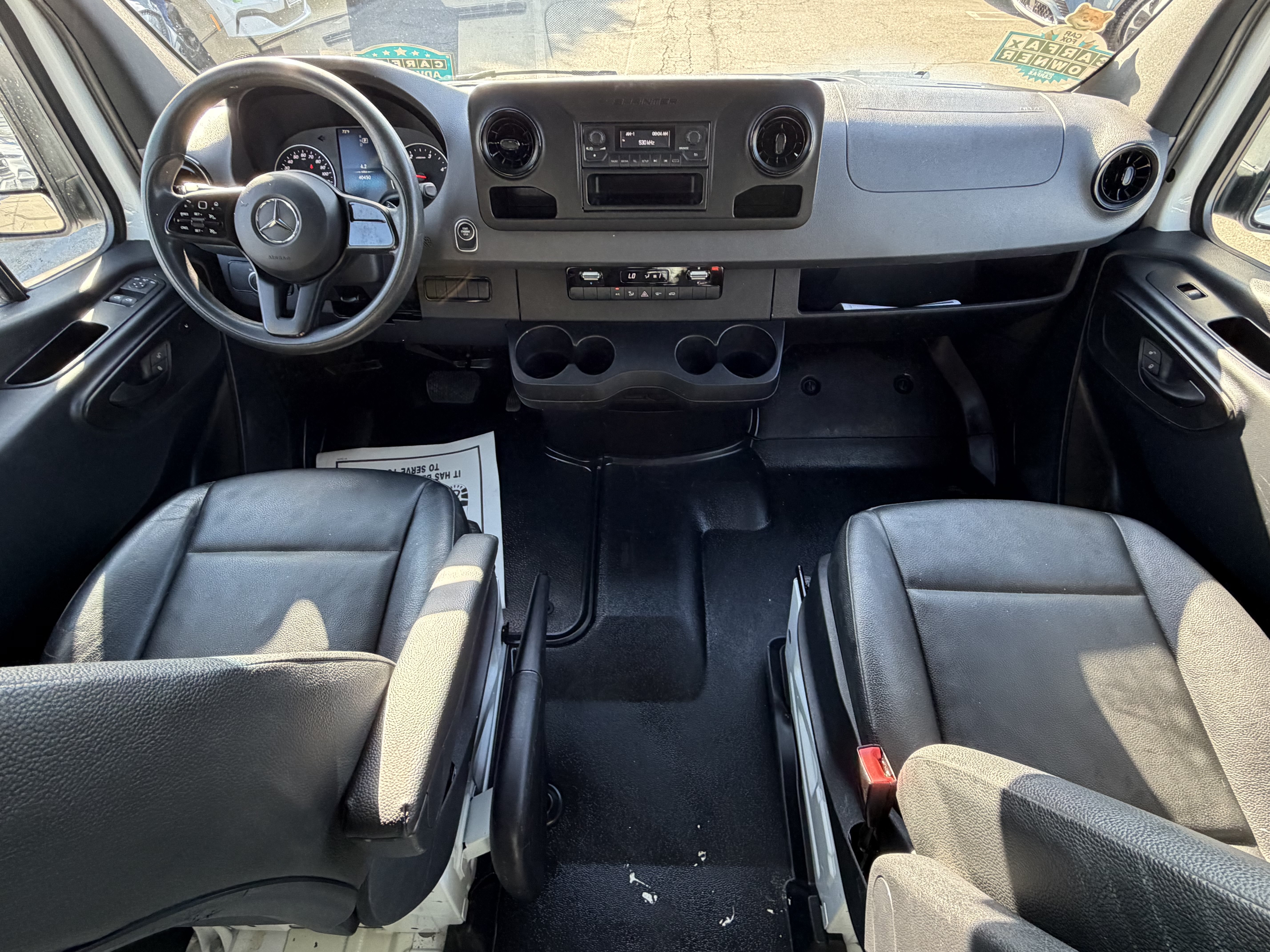 Used 2024 Mercedes-Benz Sprinter 2500 image 26