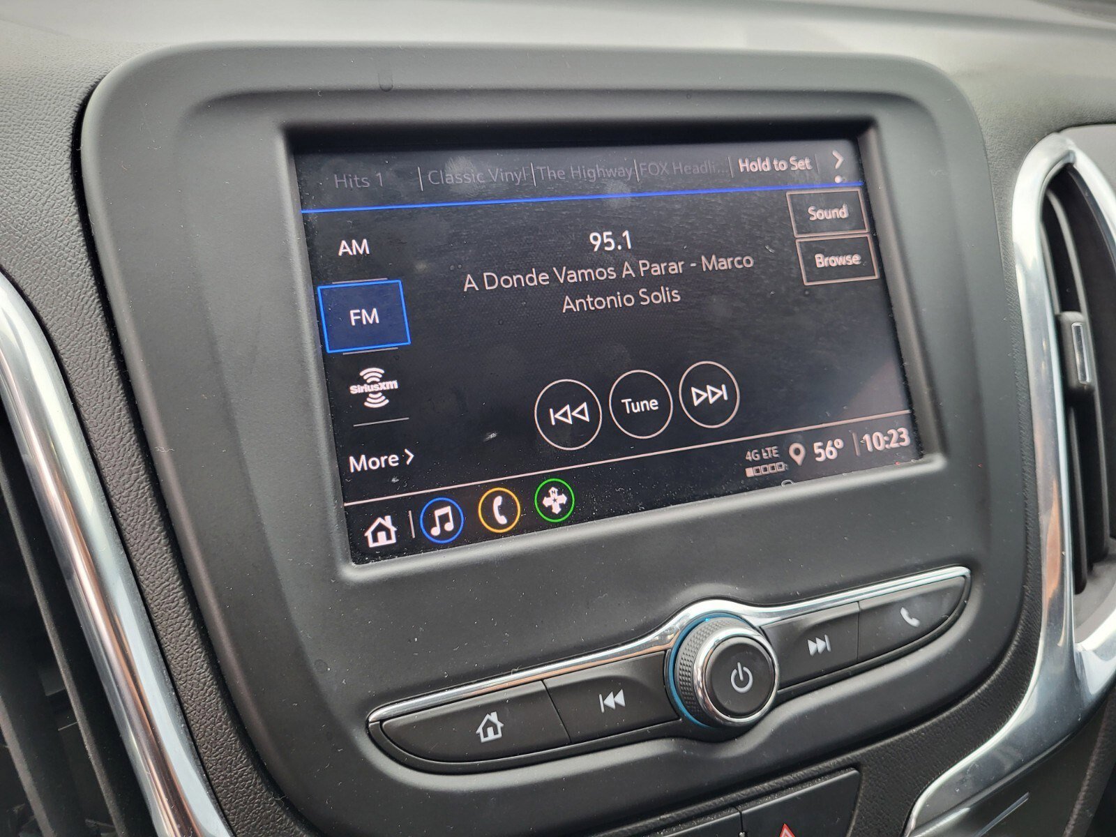 Used 2023 Chevrolet Equinox LT w/ LPO, Floor Liner Package image 20