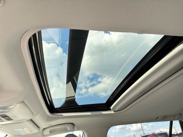 Used 2025 Toyota RAV4 XLE Premium FWD image 18