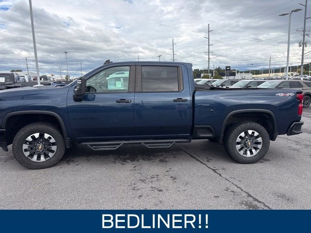 Used 2021 Chevrolet Silverado 2500 Custom w/ Custom Value Package AWD/4WD image 5