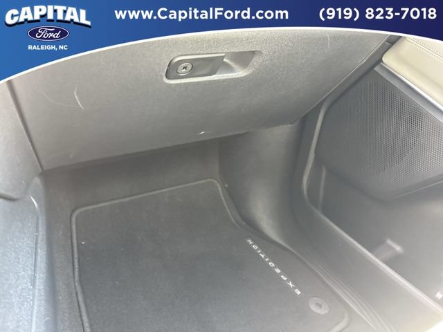 Certified 2025 Ford Expedition Max Platinum w/ Driver's Package AWD/4WD image 28