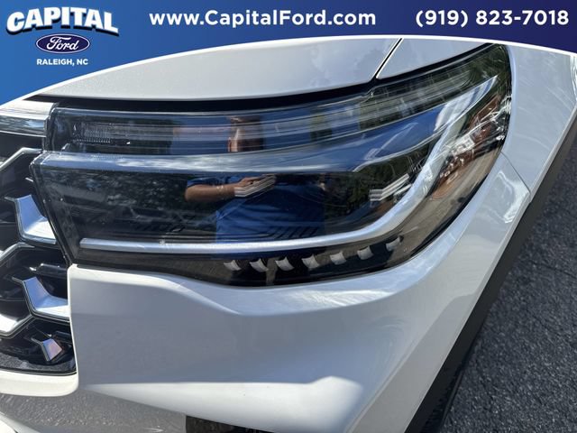 Certified 2025 Ford Explorer Platinum w/ Ultimate Package RWD image 11