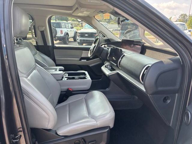 Certified 2025 Ford Expedition Active AWD/4WD image 69