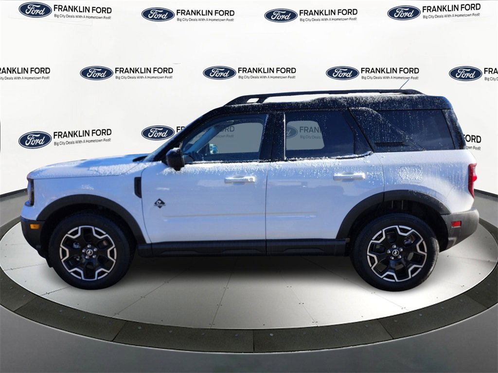 Certified 2025 Ford Bronco Sport Outer Banks w/ Outer Banks Tech Package+ image 2