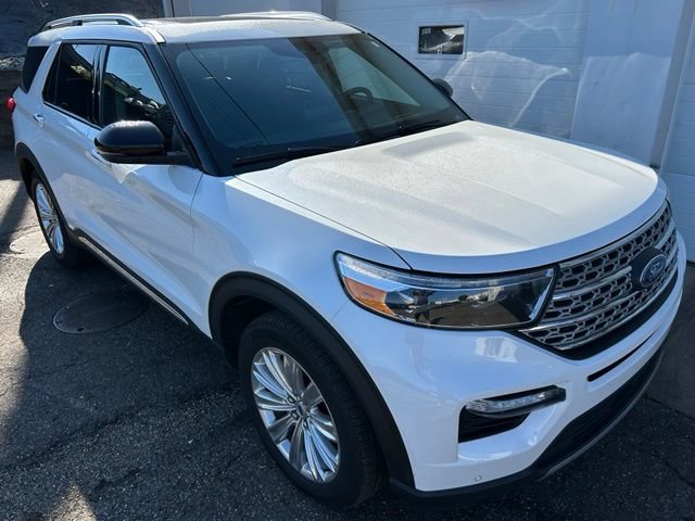 Certified 2023 Ford Explorer Limited w/ Limited Technology Package AWD/4WD image 7