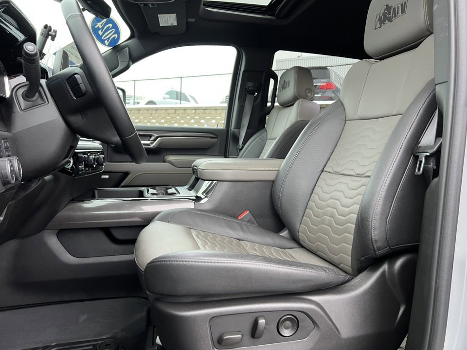 Used 2024 Chevrolet Silverado 2500 ZR2 w/ ZR2 Bison Edition image 11