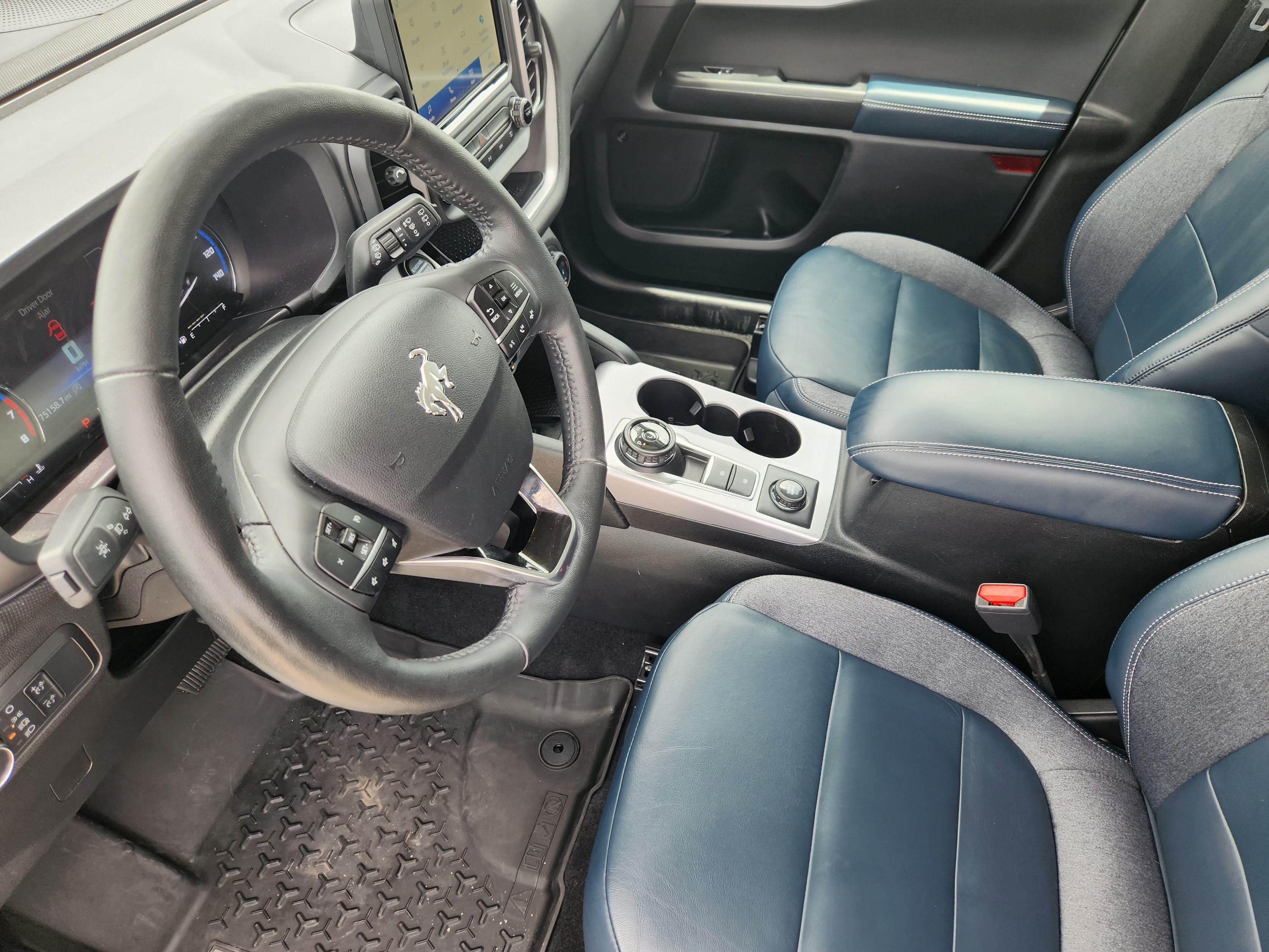 Certified 2022 Ford Bronco Sport Outer Banks w/ Tech Package AWD/4WD image 13